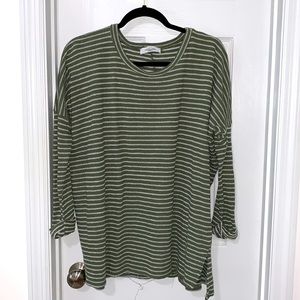 Carly Jean Los Angeles Levi sweater